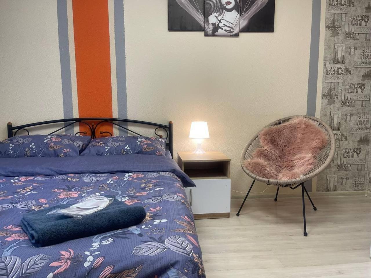 Uneed Rooms Sakvoiaj Kiev Exterior foto