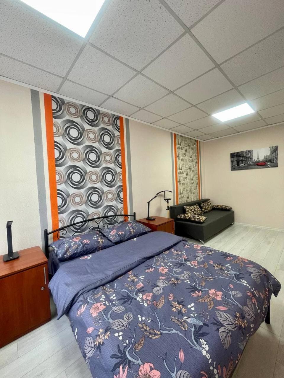 Uneed Rooms Sakvoiaj Kiev Exterior foto