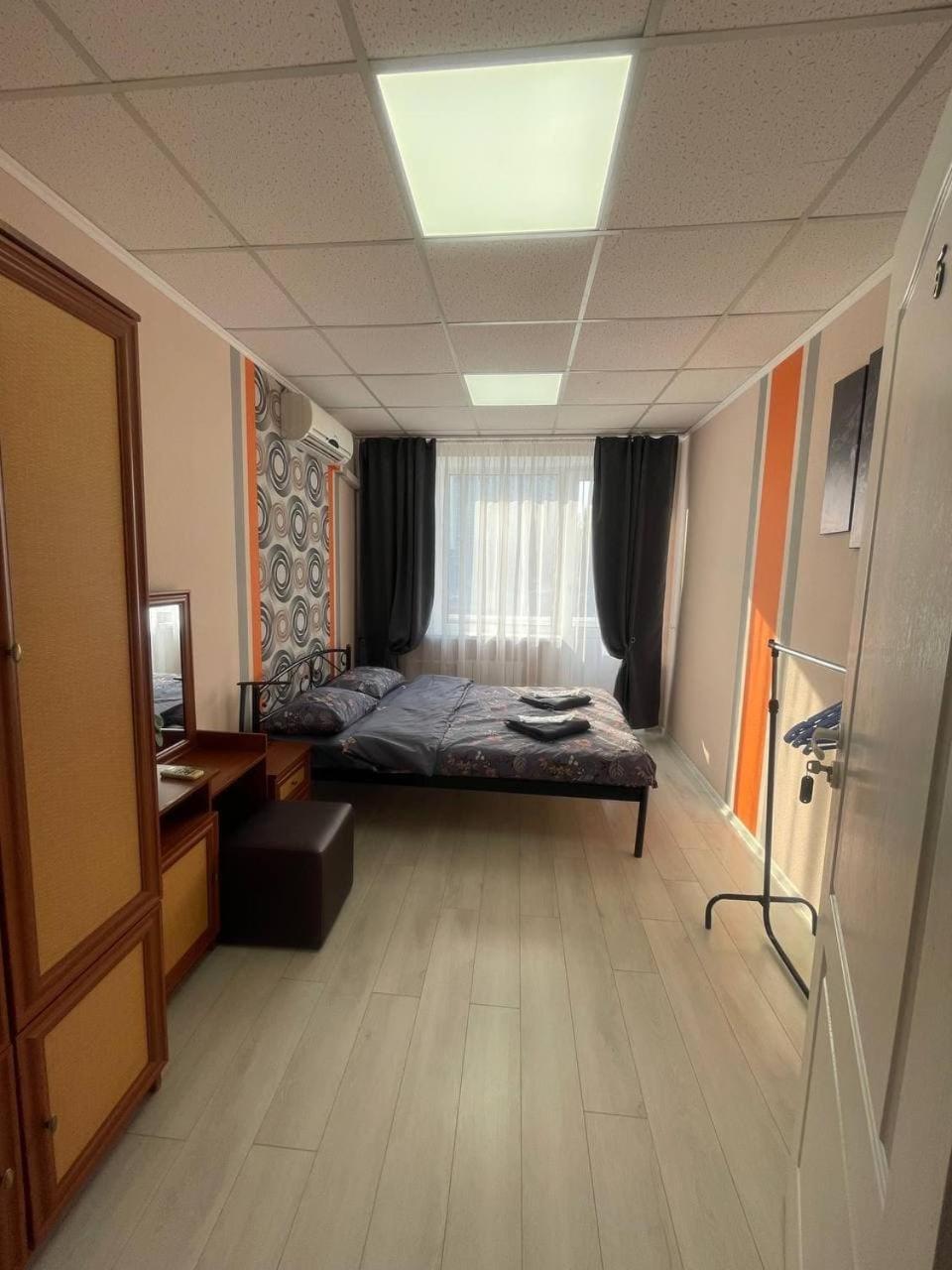 Uneed Rooms Sakvoiaj Kiev Exterior foto
