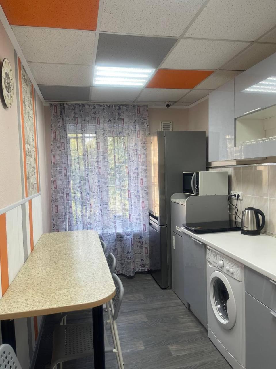 Uneed Rooms Sakvoiaj Kiev Exterior foto
